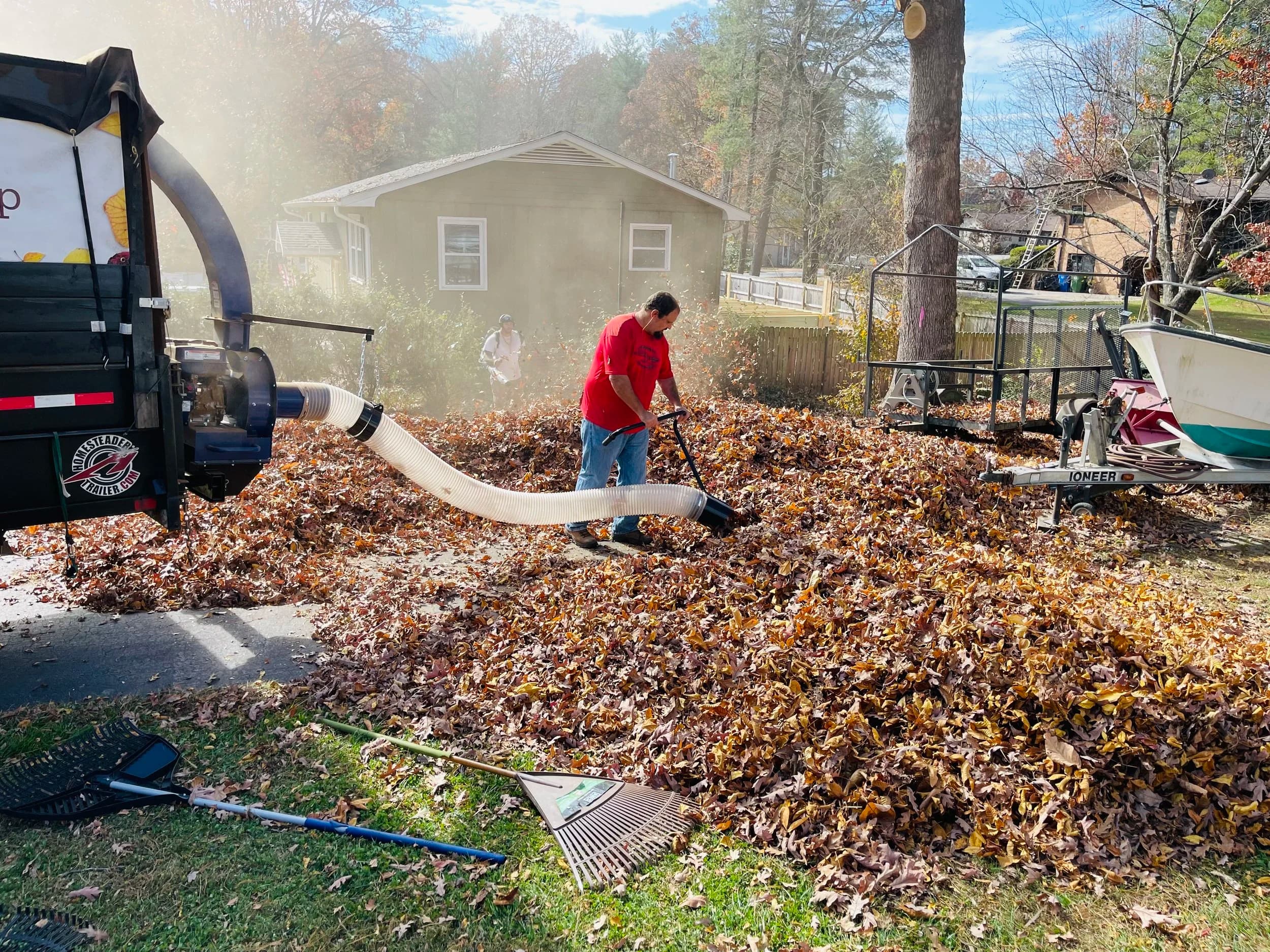 Leaf Removal Services in Elkhart, IN