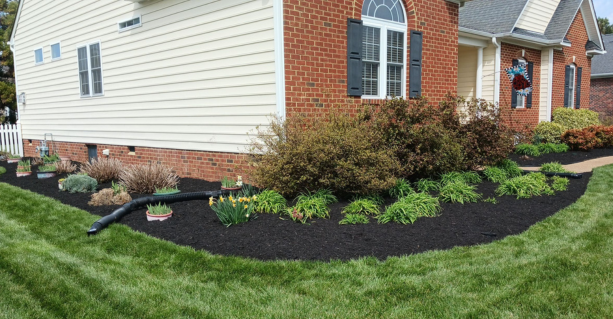 Mulching & Bed Care in Elkhart